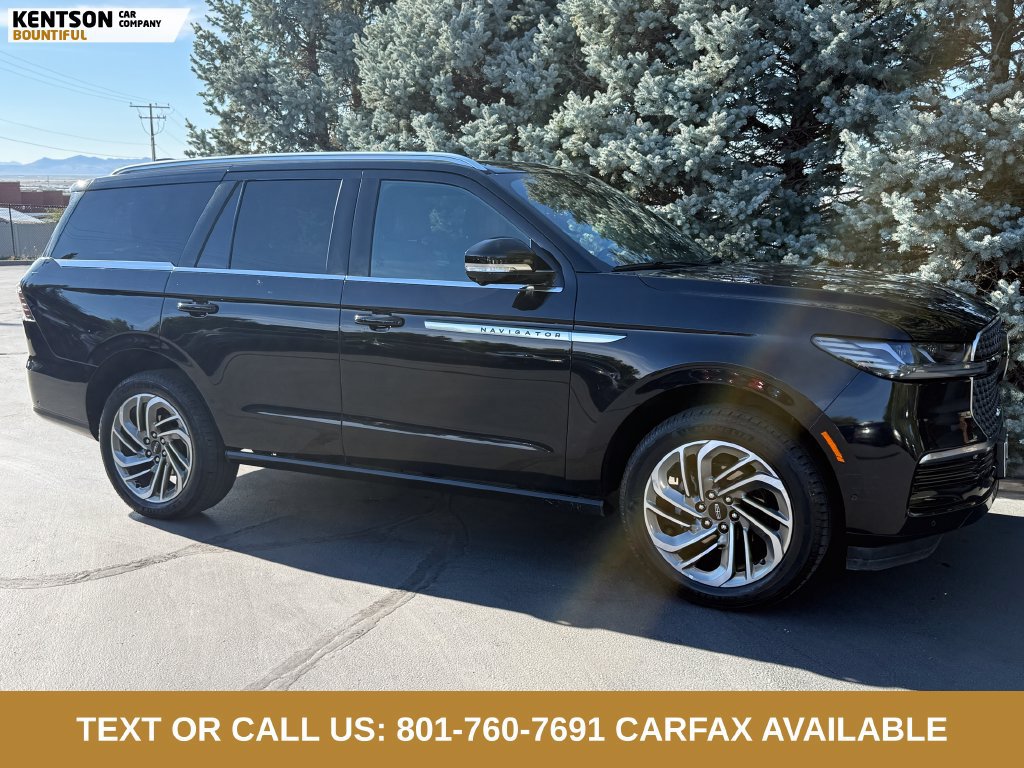 Used 2025 Lincoln Navigator Reserve AWD/4WD image 10