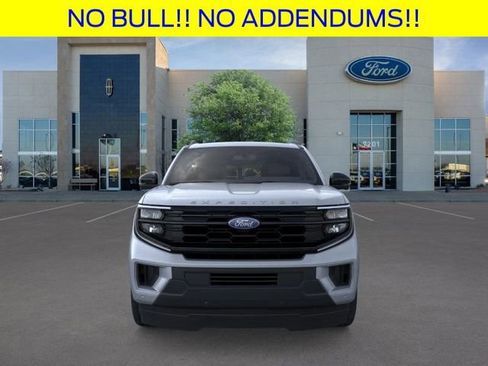 New 2025 Ford Expedition Active image 7