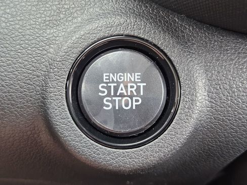 New 2026 Hyundai Venue SEL FWD image 20