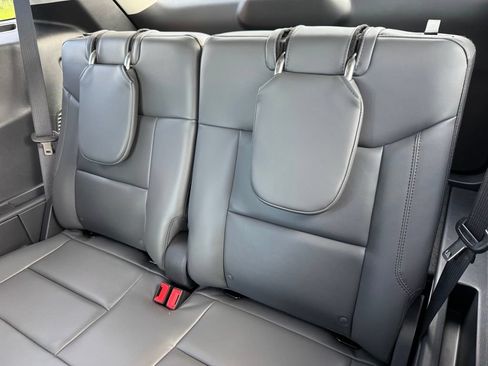 New 2026 Ford Explorer Active w/ Active Comfort Package AWD/4WD image 24