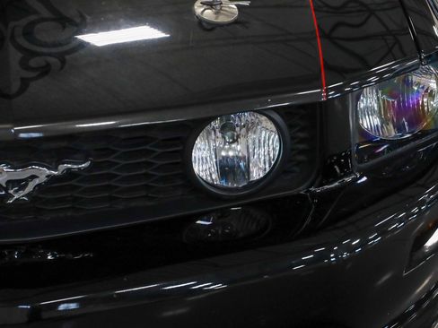 Used 2005 Ford Mustang GT RWD image 27