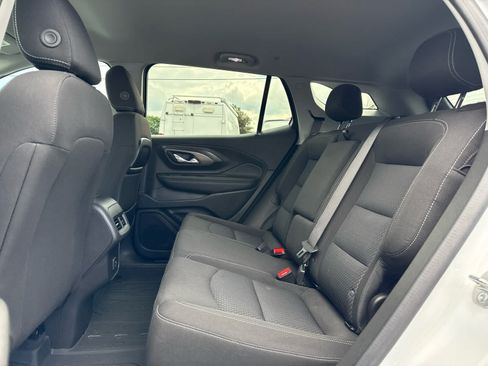 Certified 2024 GMC Terrain SLE w/ Driver Convenience Package FWD image 22