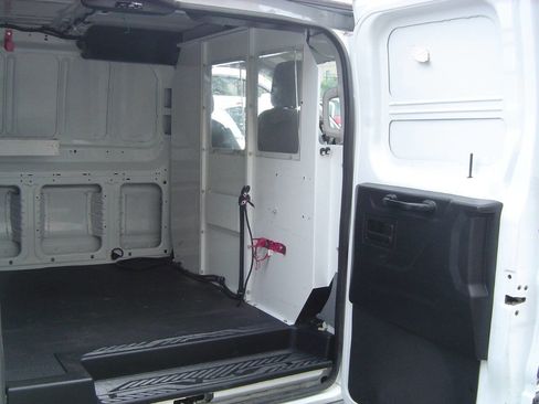 Used 2017 Ford Transit 150 130 Low Roof image 9