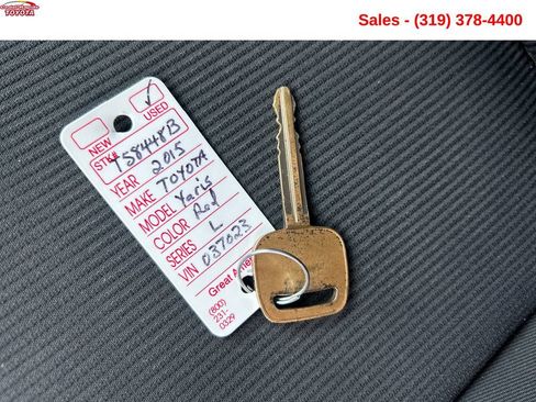Used 2015 Toyota Yaris L FWD image 21
