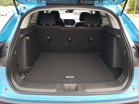 New 2026 Chevrolet Trax LS w/ LS Convenience Package FWD image 10