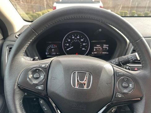 Certified 2022 Honda HR-V EX-L image 16