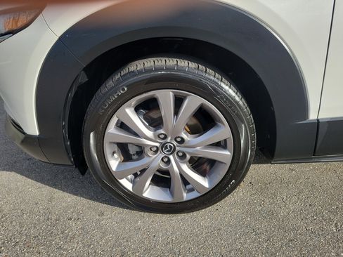 Used 2021 MAZDA CX-30 FWD 2.5 S w/ Select Package image 27