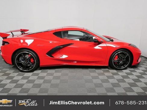 Used 2023 Chevrolet Corvette Stingray w/ Z51 Performance Package image 2