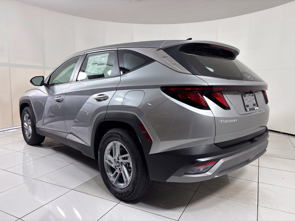 New 2026 Hyundai Tucson SE FWD image 3