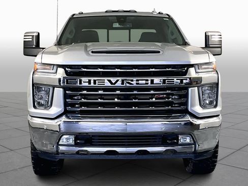 Used 2020 Chevrolet Silverado 2500 LTZ w/ LTZ Plus Package image 3