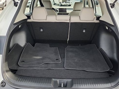 Used 2025 Honda HR-V LX image 17