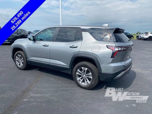 Used 2025 Chevrolet Equinox LT AWD/4WD image 5