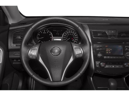Used 2015 Nissan Altima 2.5 SL w/ Technology Package image 9