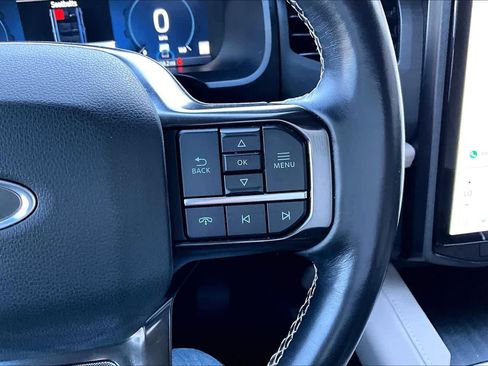 Certified 2023 Ford Expedition Platinum image 24