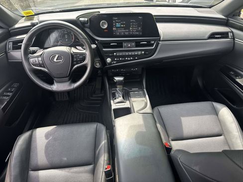 Used 2022 Lexus ES 350 w/ Premium Package FWD image 14