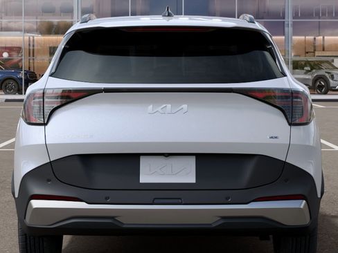New 2026 Kia Sportage EX AWD/4WD image 13
