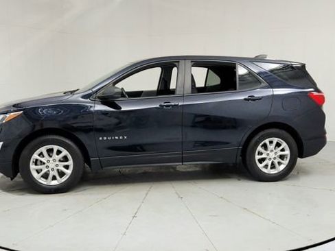 Certified 2021 Chevrolet Equinox LS w/ LS Convenience Package image 2