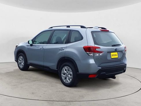 Used 2021 Subaru Forester AWD/4WD image 7