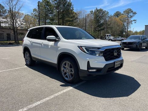 Used 2023 Honda Passport EX-L image 7