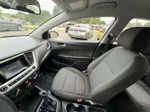 Used 2021 Hyundai Accent SE image 20