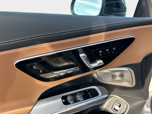 New 2026 Mercedes-Benz CLE 300 4MATIC Cabriolet image 12