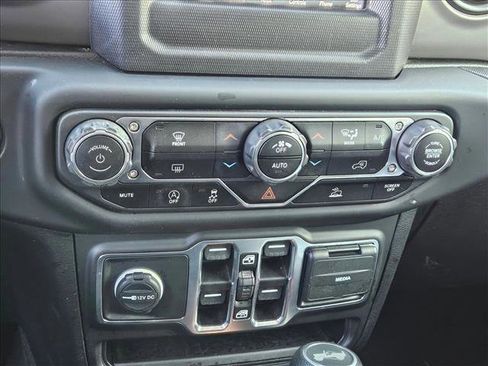 Used 2021 Jeep Wrangler Unlimited Sport image 16