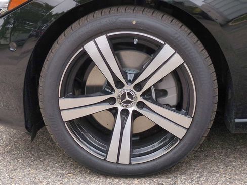 New 2025 Mercedes-Benz C 300 4MATIC Sedan image 14