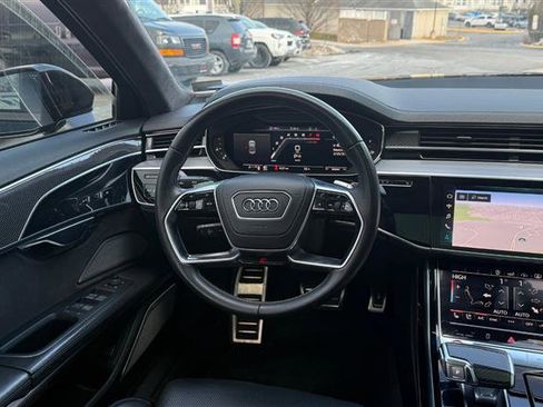 Used 2020 Audi S8 L image 35