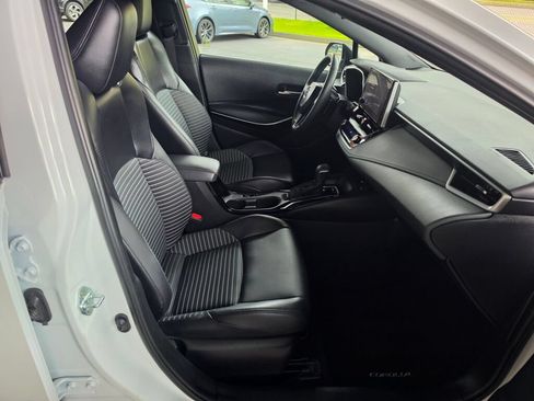 Used 2024 Toyota Corolla XSE FWD image 11