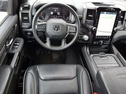 Used 2024 RAM 1500 Limited AWD/4WD image 11