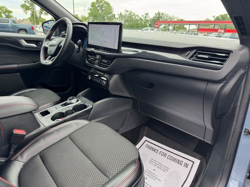 Used 2024 Ford Escape ST-Line w/ Tech Pack #1 FWD image 18