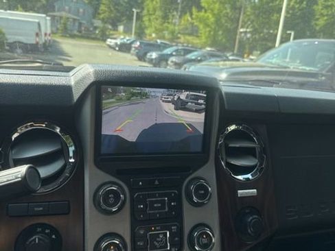 Used 2016 Ford F450 Lariat w/ Lariat Ultimate Package AWD/4WD image 29