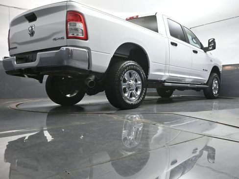 Used 2024 RAM 2500 Big Horn w/ Off Road Package AWD/4WD image 36