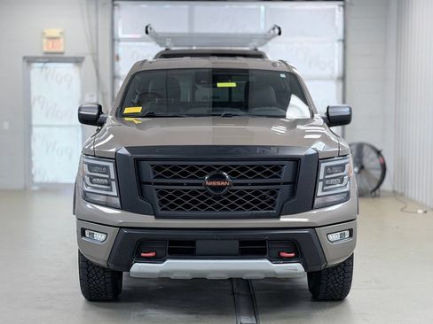 Used 2021 Nissan Titan PRO-4X AWD/4WD image 2