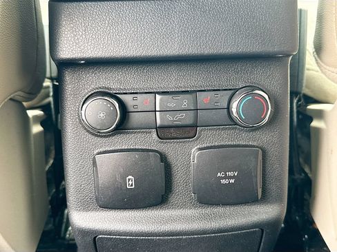 Used 2018 Ford Explorer Limited AWD/4WD image 25