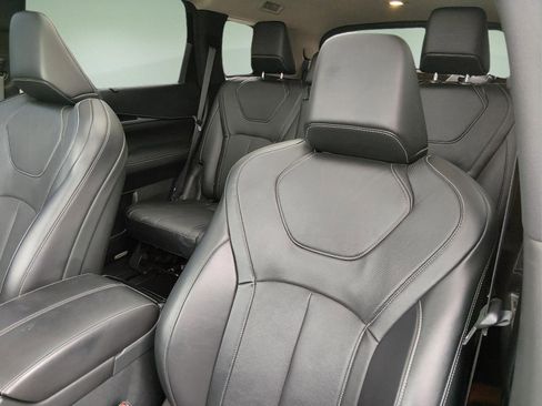 Used 2022 INFINITI QX60 Sensory w/ Cargo Package FWD image 9
