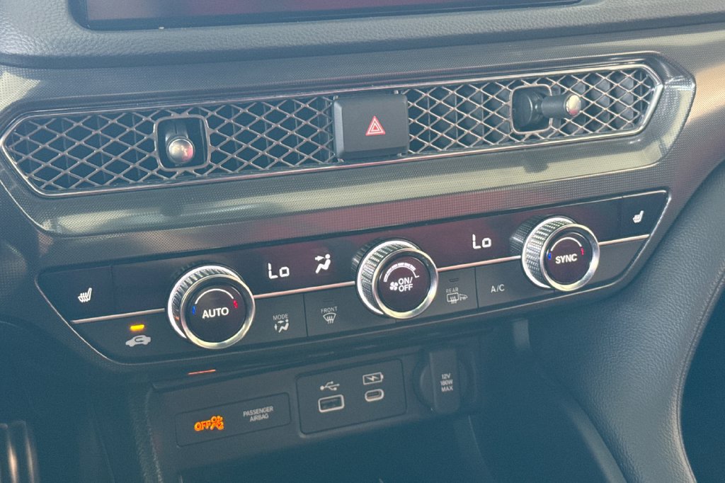 Used 2024 Acura Integra A-Spec w/ Technology Package FWD image 18