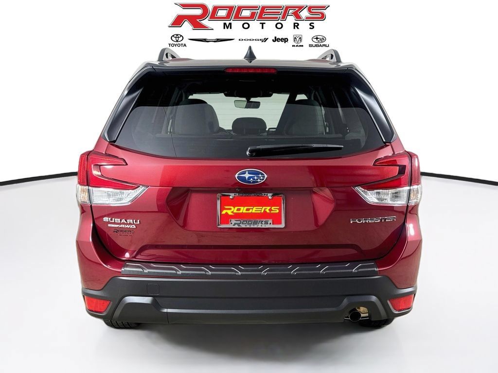 Certified 2024 Subaru Forester Premium AWD/4WD image 7