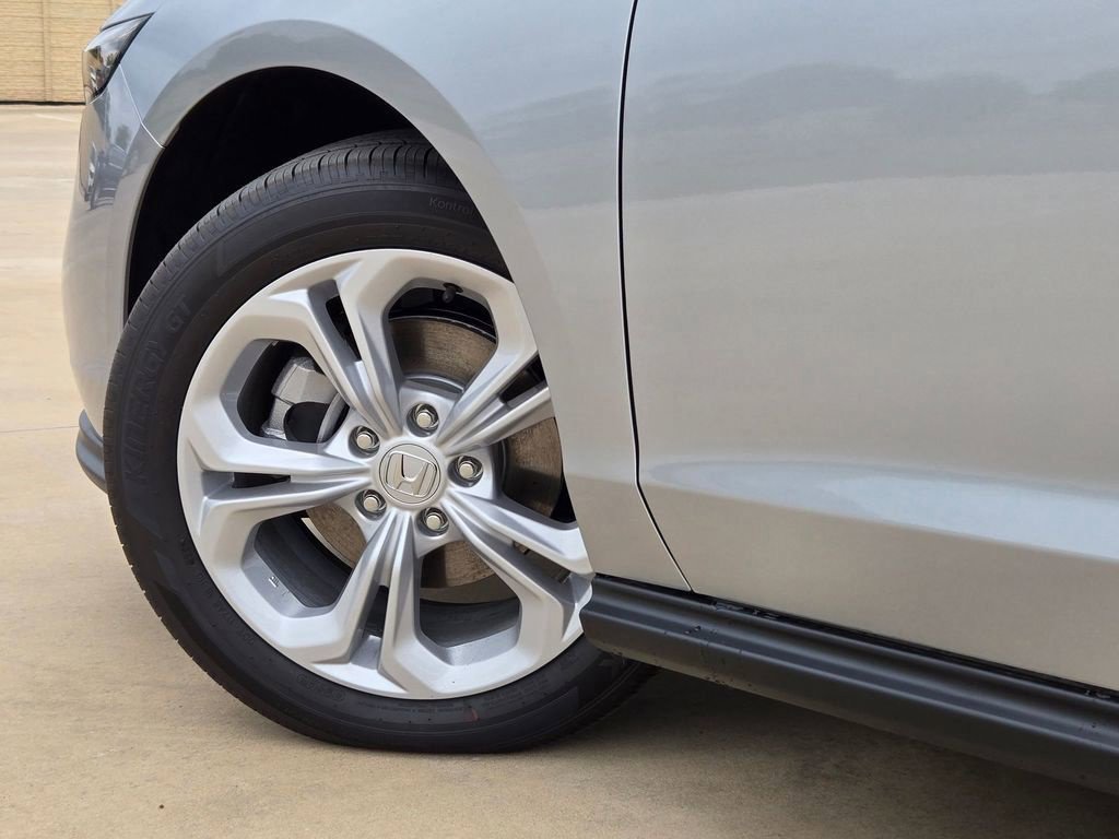 New 2026 Honda Accord LX image 9