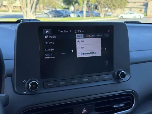 Used 2023 Hyundai Kona SEL image 18