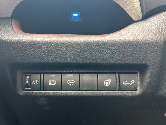 Used 2022 Toyota RAV4 Limited w/ Limited Grade Weather Package AWD/4WD image 23