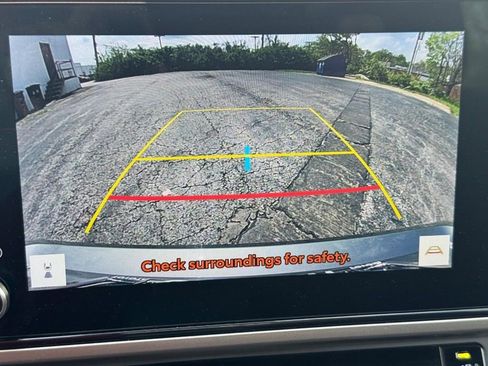 Used 2025 Toyota Camry SE FWD image 22