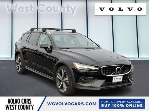 New 2026 Volvo V60 B5 Cross Country Plus w/ Climate Package image 1