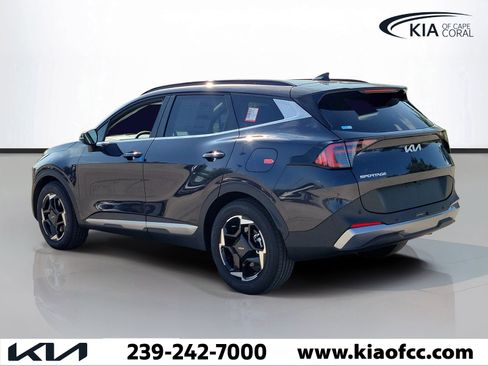 New 2026 Kia Sportage EX w/ EX Panorama Roof Package FWD image 4