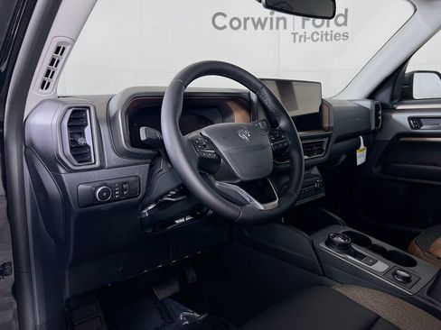 New 2026 Ford Bronco Sport Outer Banks w/ Outer Banks Tech Package+ AWD/4WD image 3