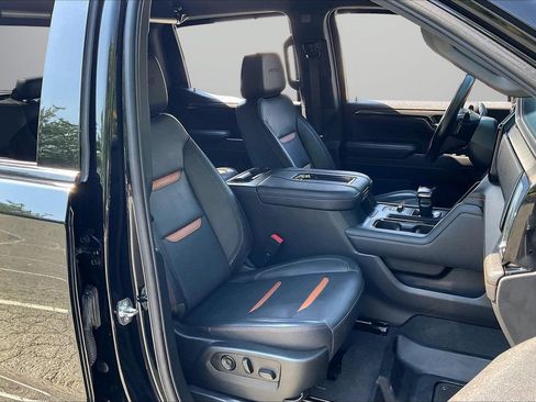Used 2022 GMC Sierra 1500 AT4 AWD/4WD image 24