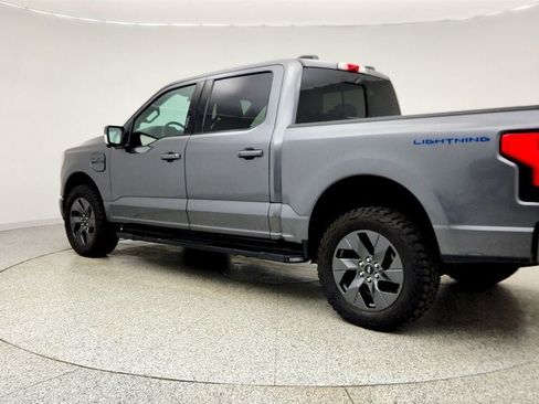 Used 2022 Ford F150 Lightning Lariat AWD/4WD image 7