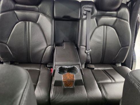Used 2015 Lincoln MKT AWD image 38