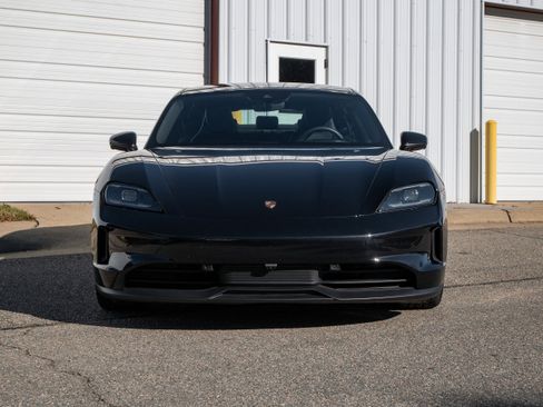 Used 2025 Porsche Taycan 4S image 10