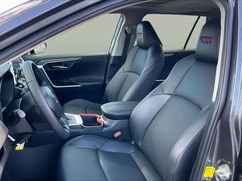 Certified 2022 Toyota RAV4 TRD Off-Road image 8